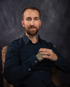 The-best-tarot-reader-in-the-world-Chris-Bennett-based-out-of-Vancouver-British-Columbia-Canada