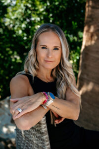 Brittany-Anderson-Life-coach-for-moms-and-mothers-MOMentum-Collective-Mom-Sweat-Sanity-Podcast-Vancouver-women-empowerment